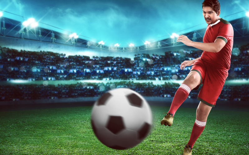 Играй в футбол онлайн: Лига Чемпионов ждет тебя!